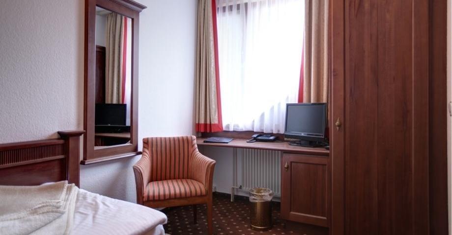 Garni-Hotel Kranich Πότσδαμ Δωμάτιο φωτογραφία