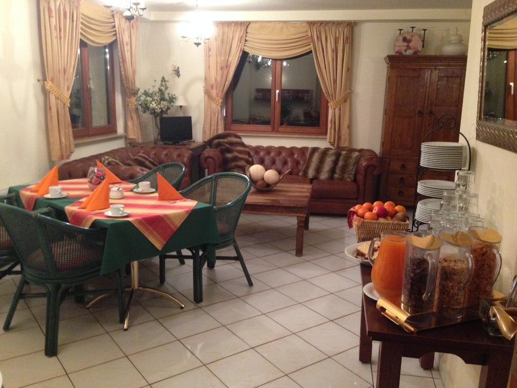 Garni-Hotel Kranich Πότσδαμ Εξωτερικό φωτογραφία